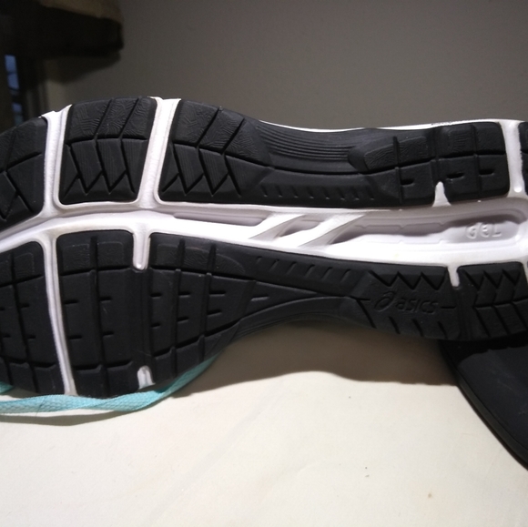 ASICS Ladies Size 6.5 - Picture 2 of 6